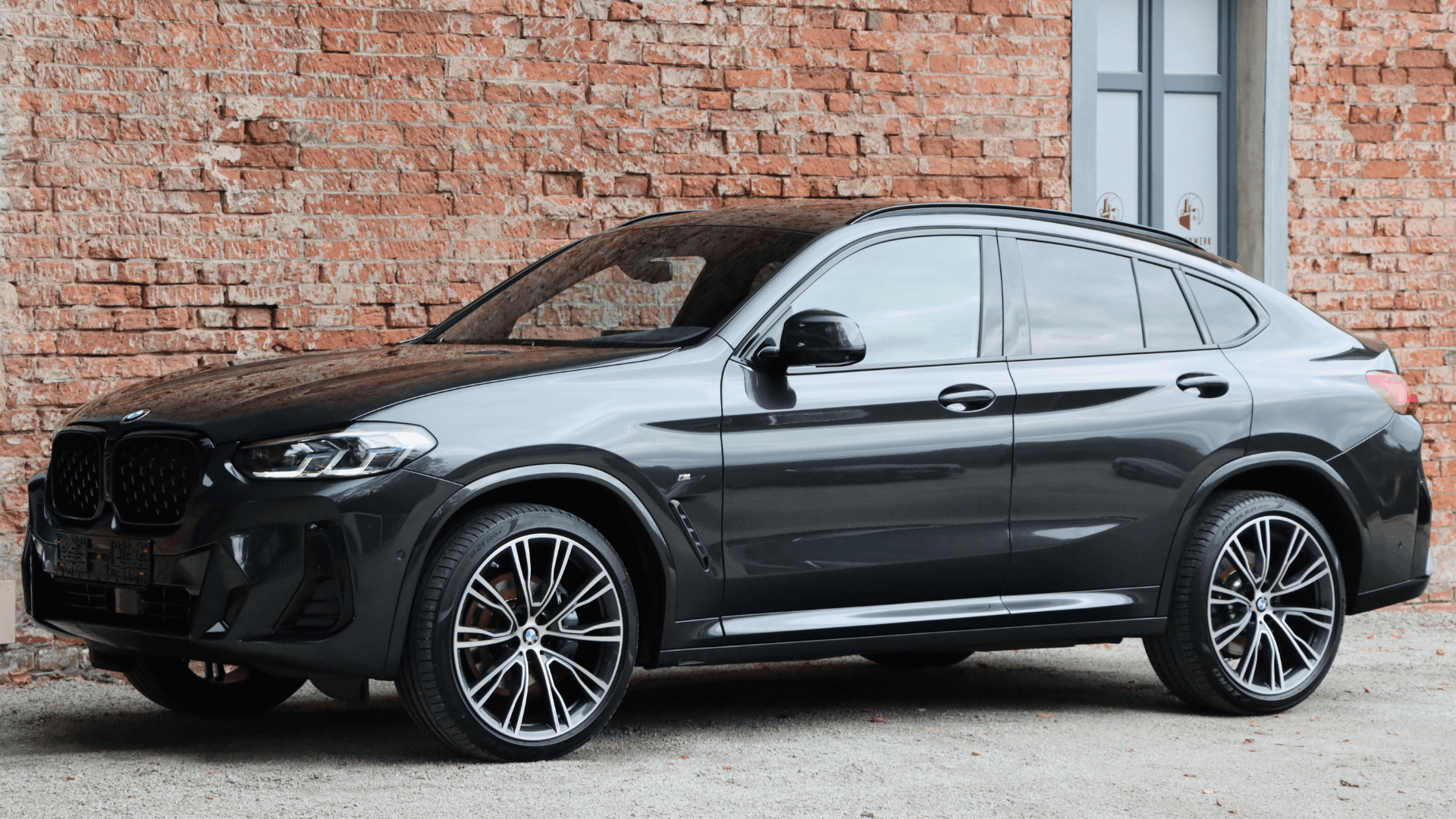 Schwarzer BMW X3 als geprüfter Premium-Gebrauchtwagen